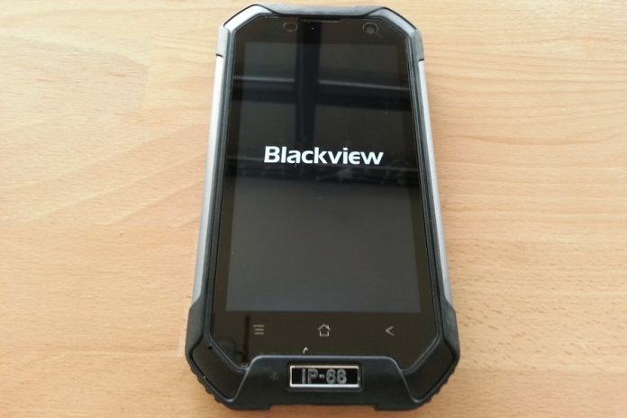 BlackView-BV6000-1-696x464