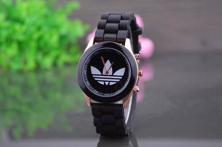 Jam di Aliexpress