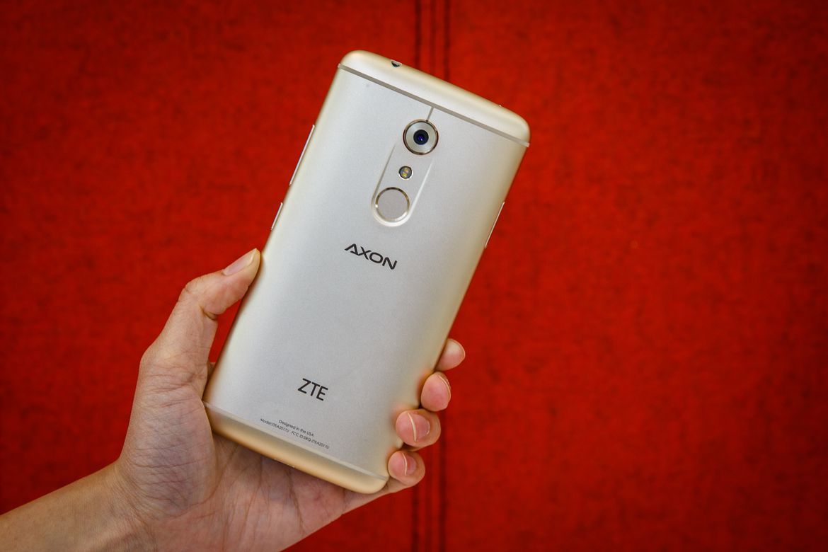 Camera ZTE AXON 7