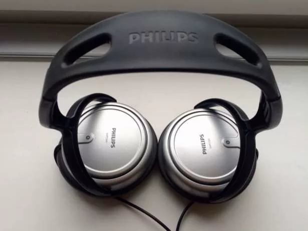 Headphones Philips.