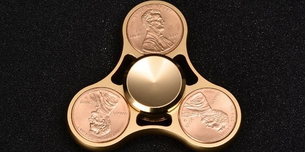 Spinner with coins